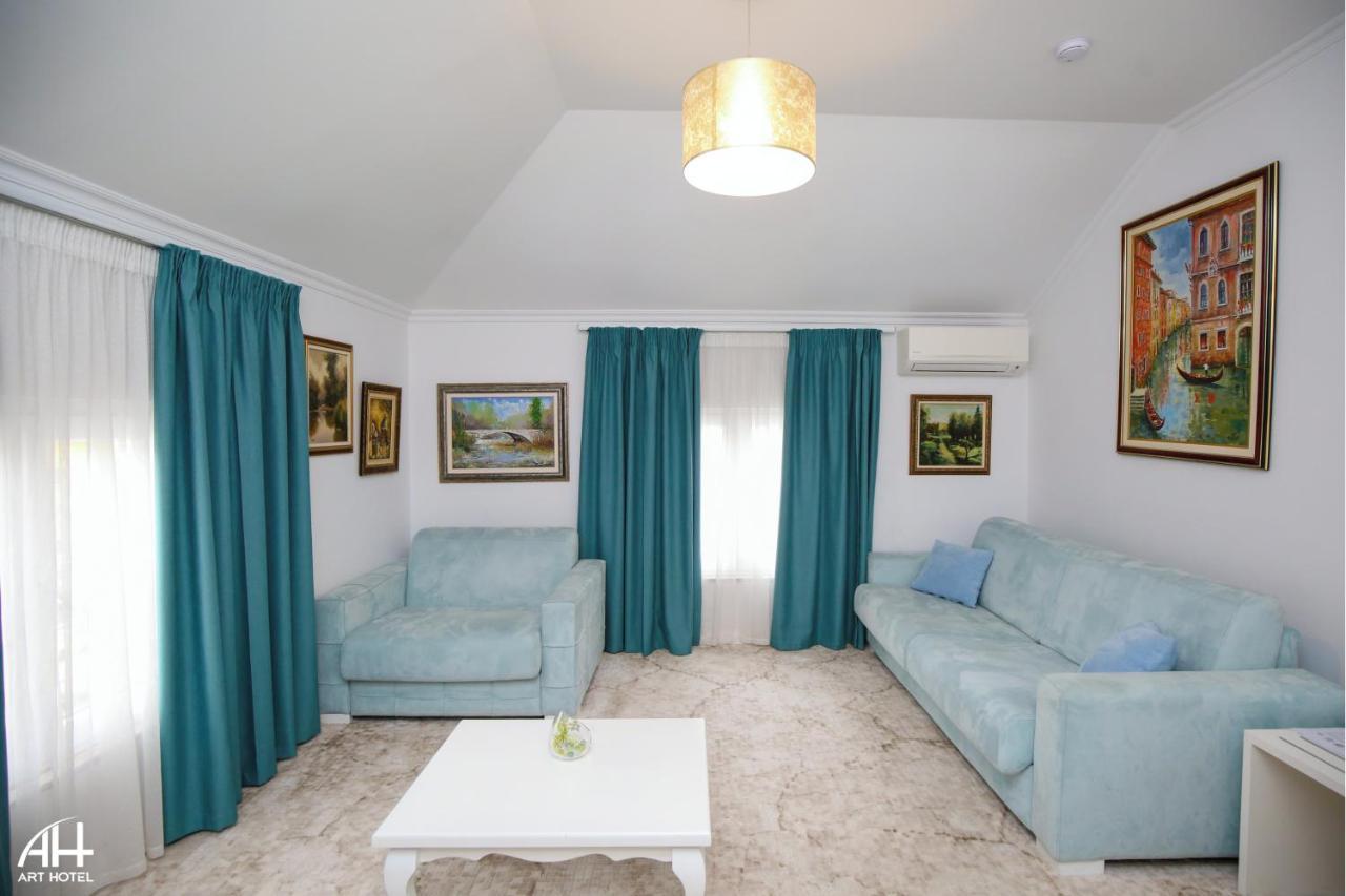 Art Hotel Tiranë Eksteriør bilde