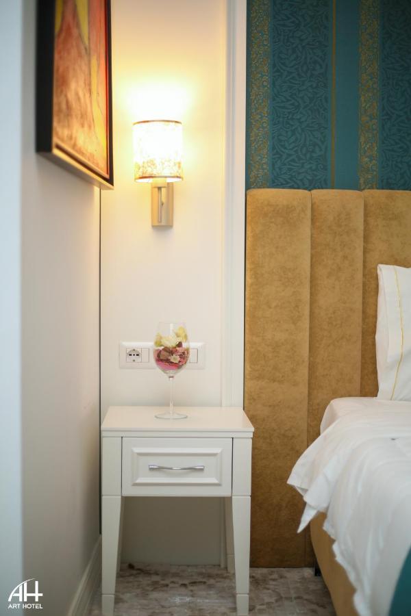 Art Hotel Tiranë Eksteriør bilde