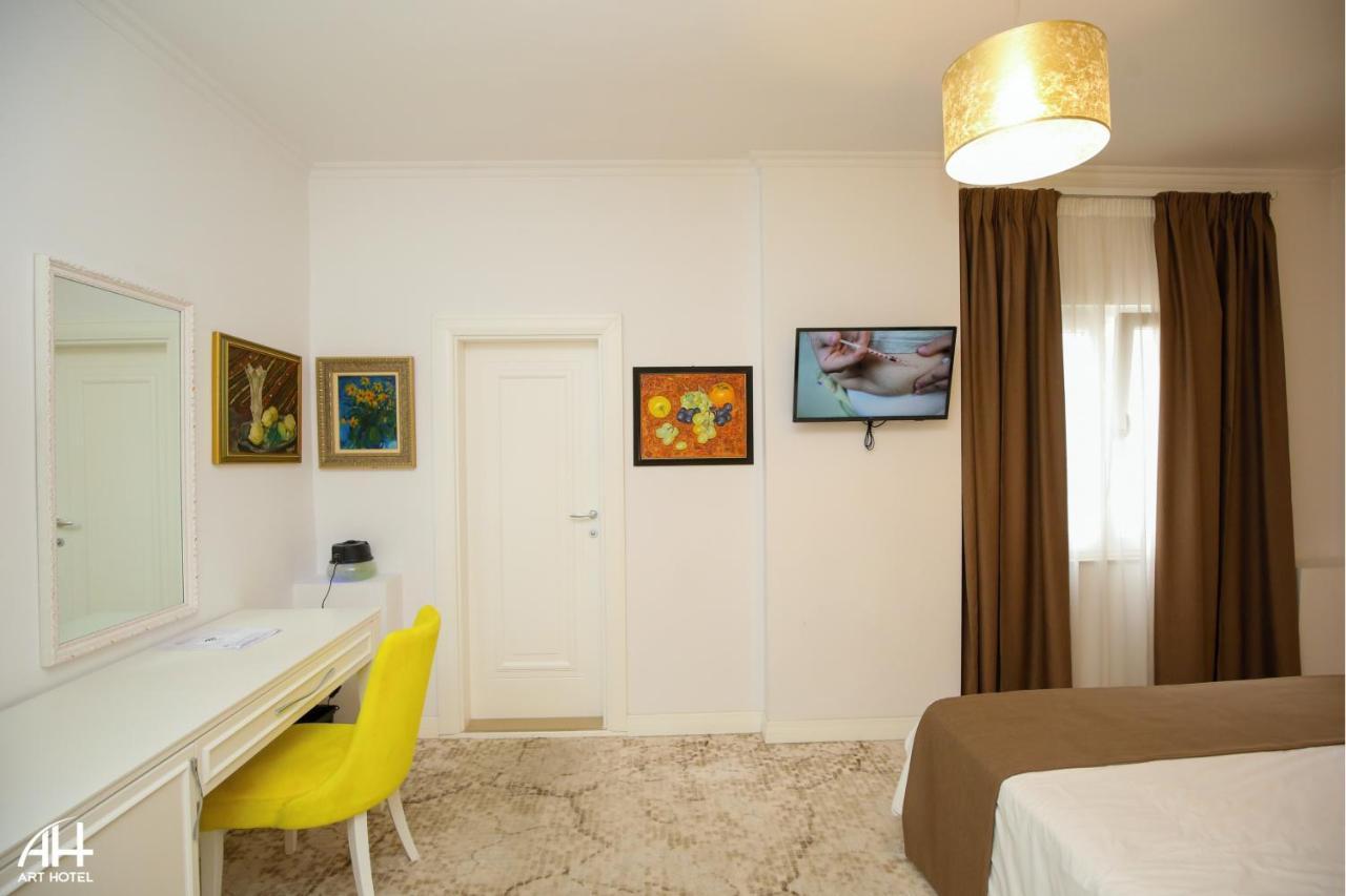 Art Hotel Tiranë Eksteriør bilde