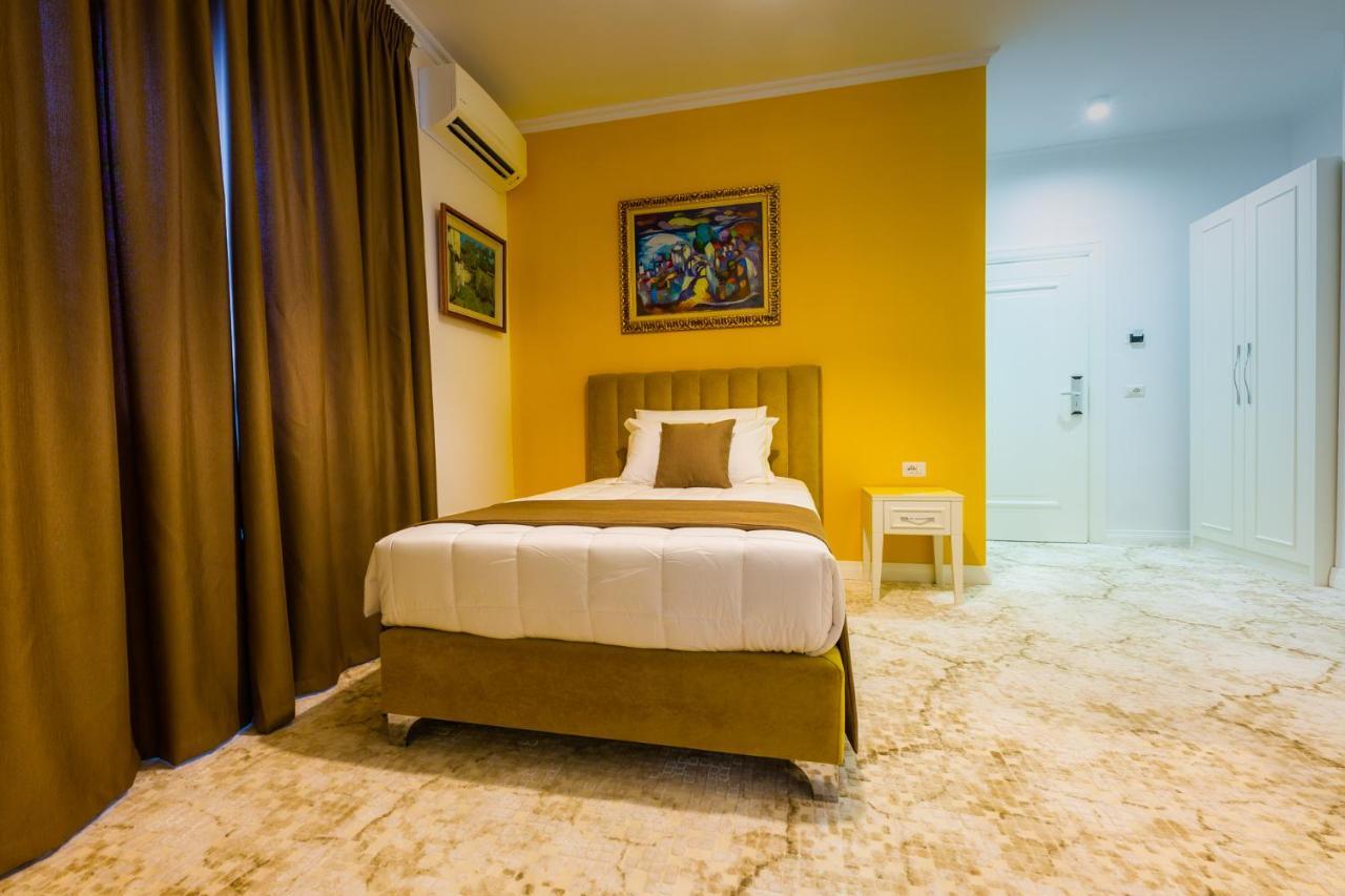 Art Hotel Tiranë Eksteriør bilde